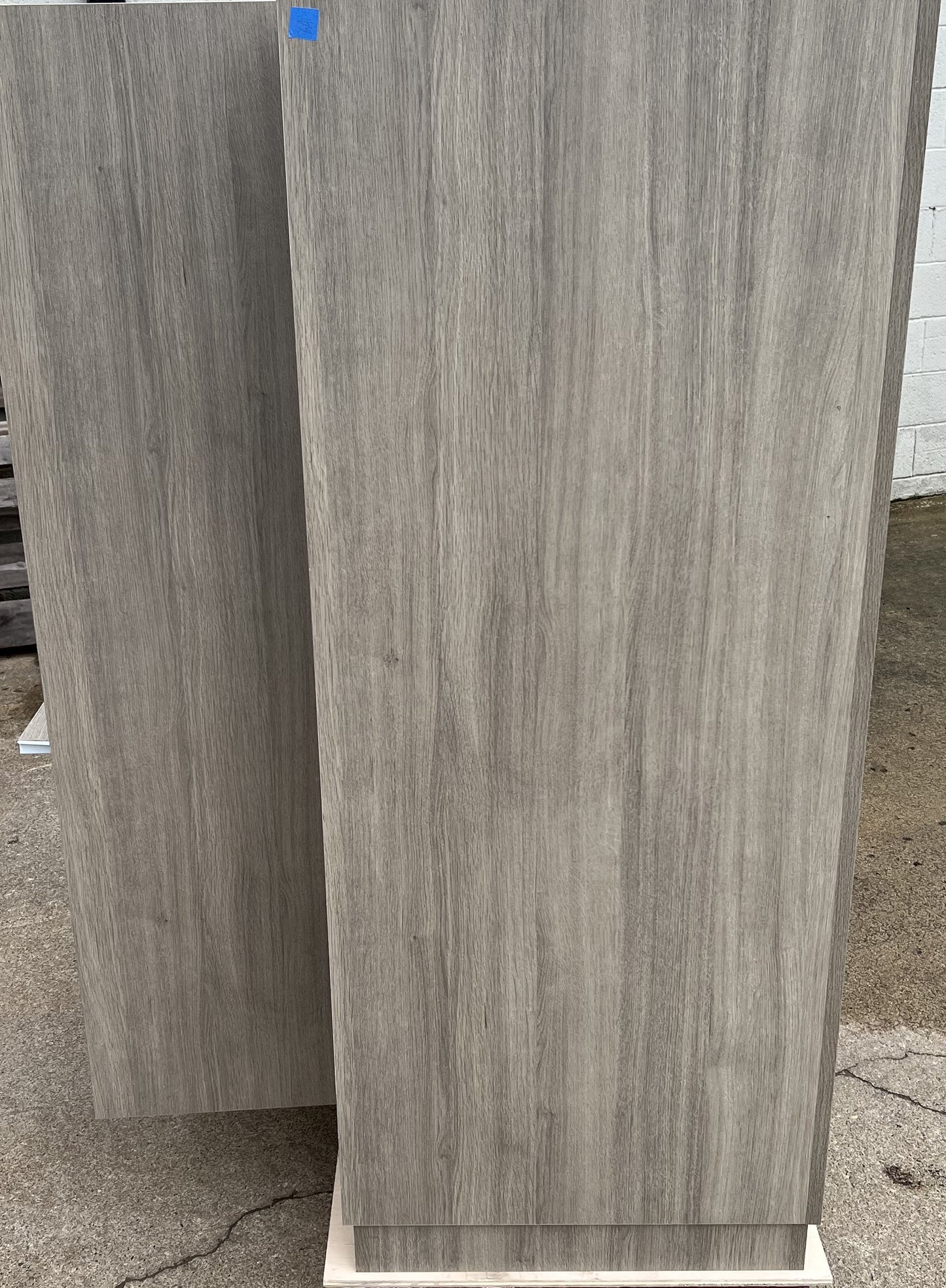 KITTY LITTERY (tm) FLAGSHIP MODEL KL-2A LITTER PAN CABINET - FULL ASSEMBLY REQUIRED / SORRY, CURRENTLY OUT OF STOCK AND ON BACK ORDER !
